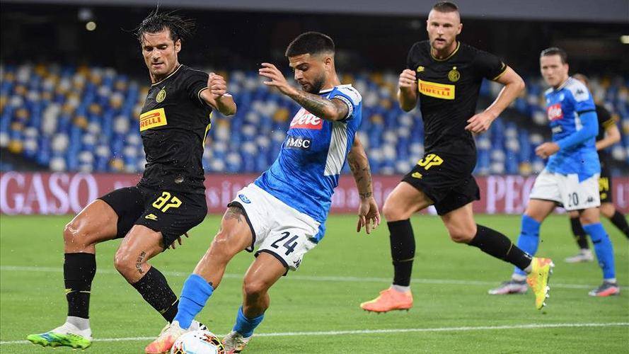 那届比赛中 那届比赛中